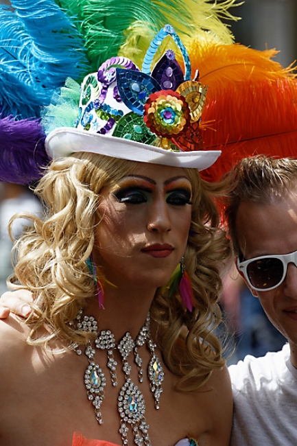 Gay pride Paris JUN13-057